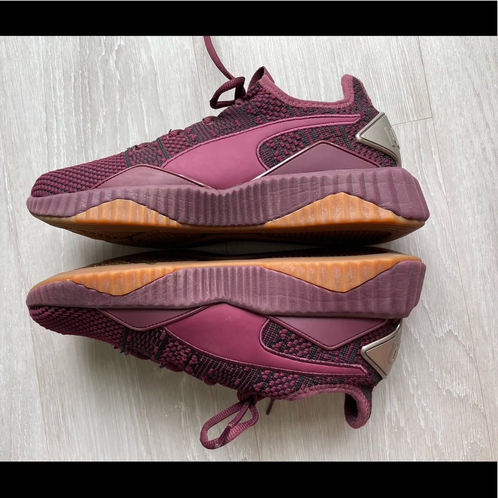 PUMA Women’s 10 Defy Luxe Sneaker